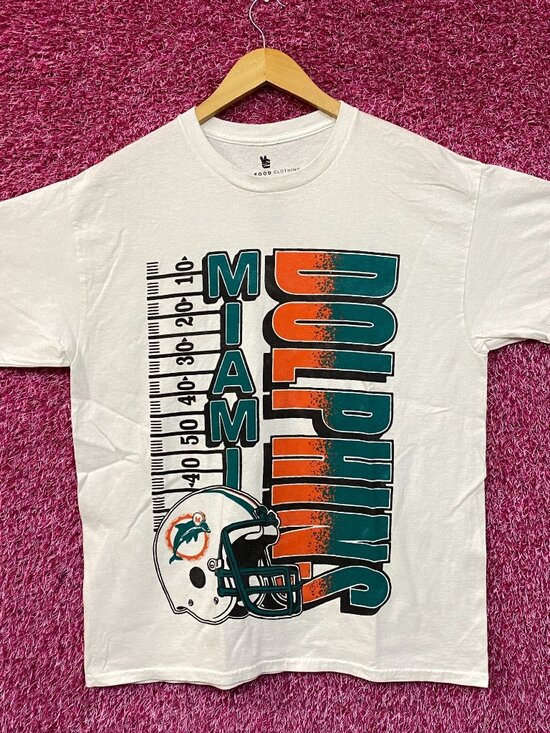 NFL Miami Dolphins Yardage Graphic Design T-shirt Medium - Picture 1 of 4